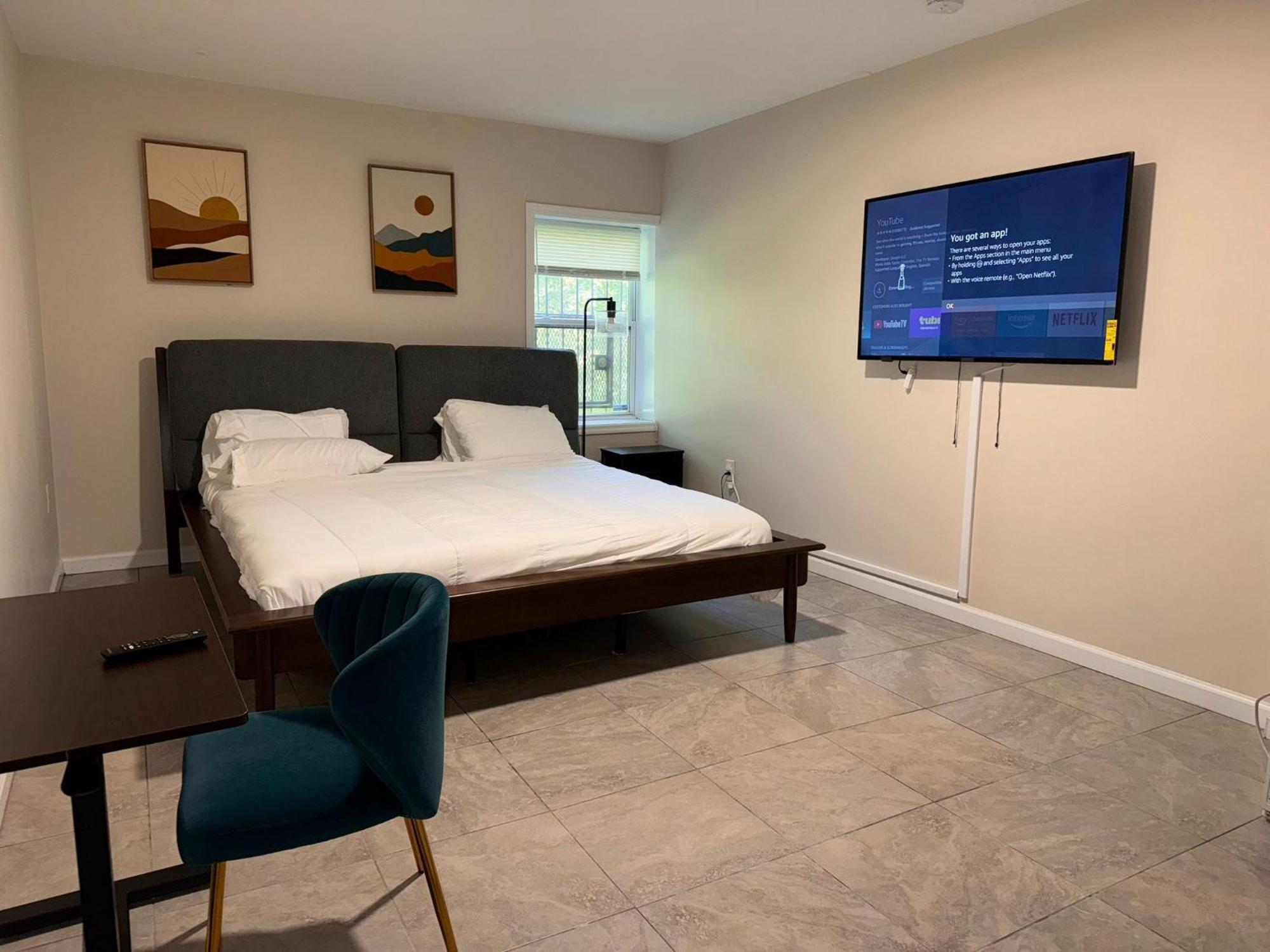 Cosy Bedroom 6 minutes to EWR Prudential Hotels Pen station Newark Exterior foto